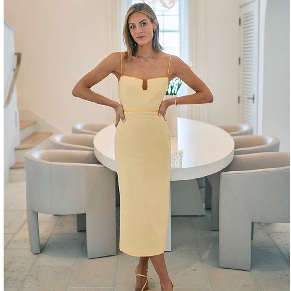 Size 4 yellow Antonio Melani midi dress.